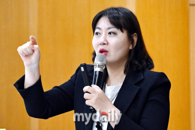 백은미 가톨릭대학교 교수가 30일 오후 서울 영등포 안전보건공단 서울남부지사에서 진행된 