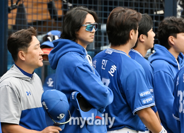 19일 오후 서울 잠실야구장에서 진행된 